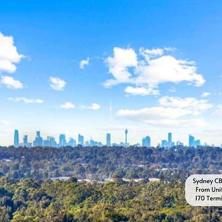Modern 2 Bedroom & 2 Bathroom Apartment With Stunning Sydney Cbd & Skyline Views! リヴァプール エクステリア 写真